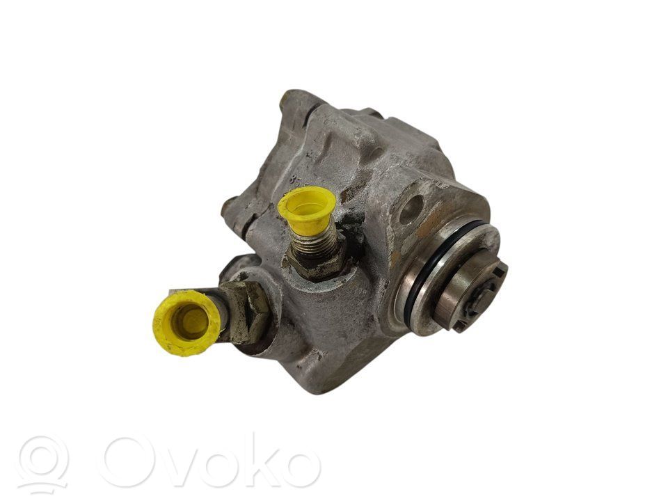 Renault Mascott Ohjaustehostimen pumppu 