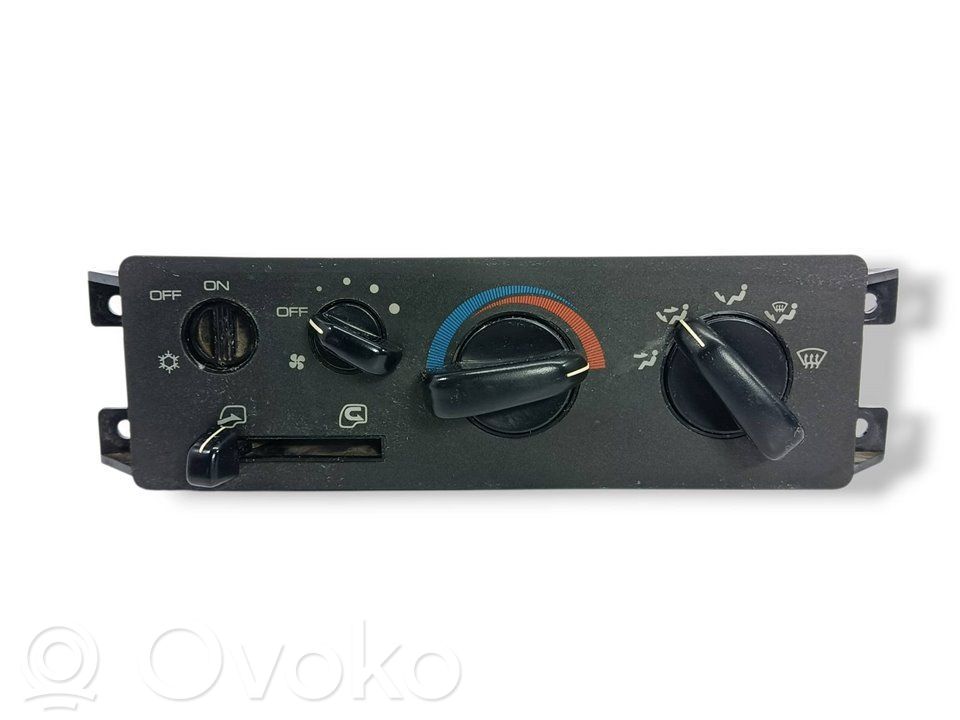 Mitsubishi Canter Climate control unit 