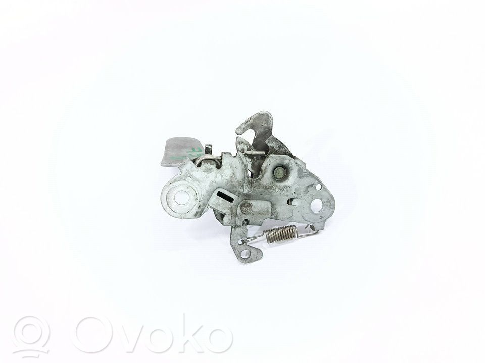Peugeot 307 Tie down hook / loop 
