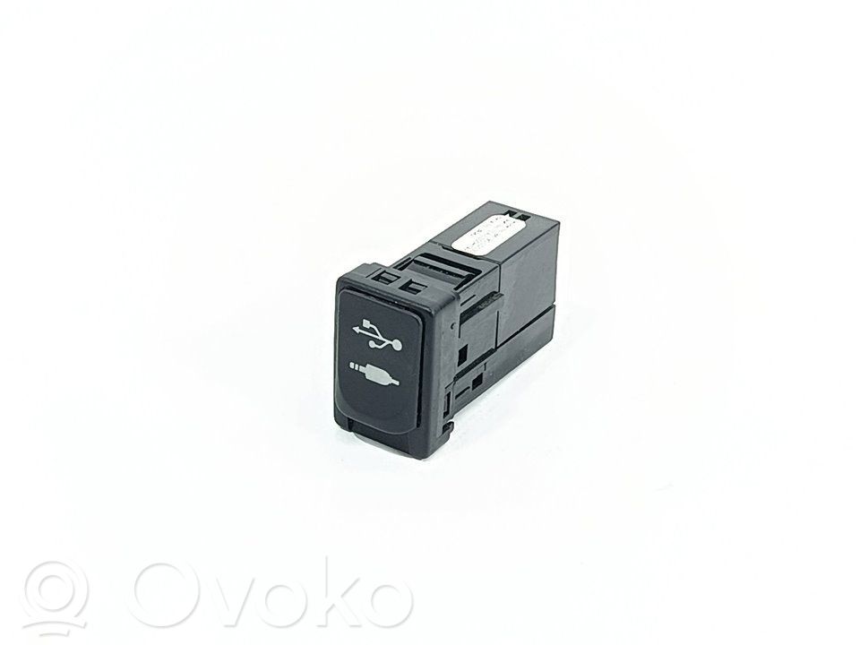 Autres unités de commande / modules   861900D030