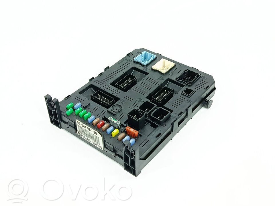 Módulo de fusible   9660105980