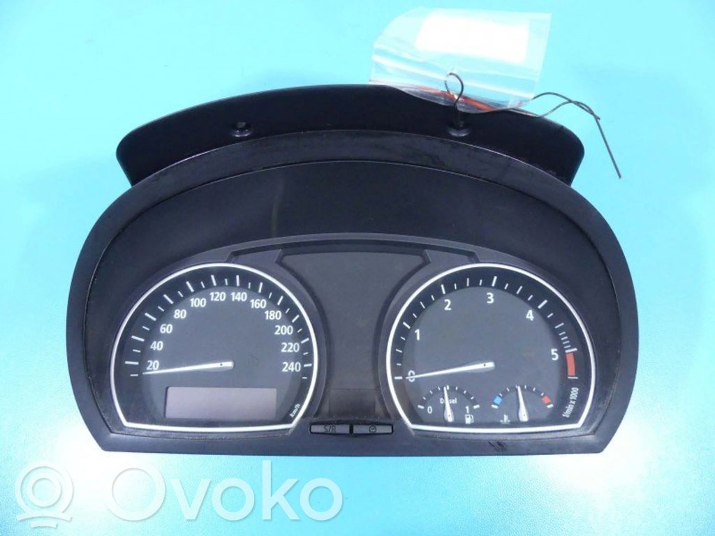 BMW X3 E83 Speedometer (instrument cluster) 
