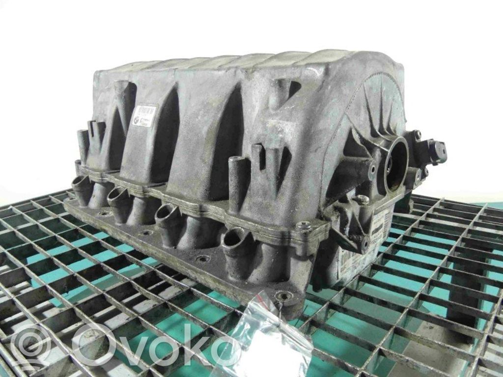 BMW 7 E65 E66 Intake manifold 