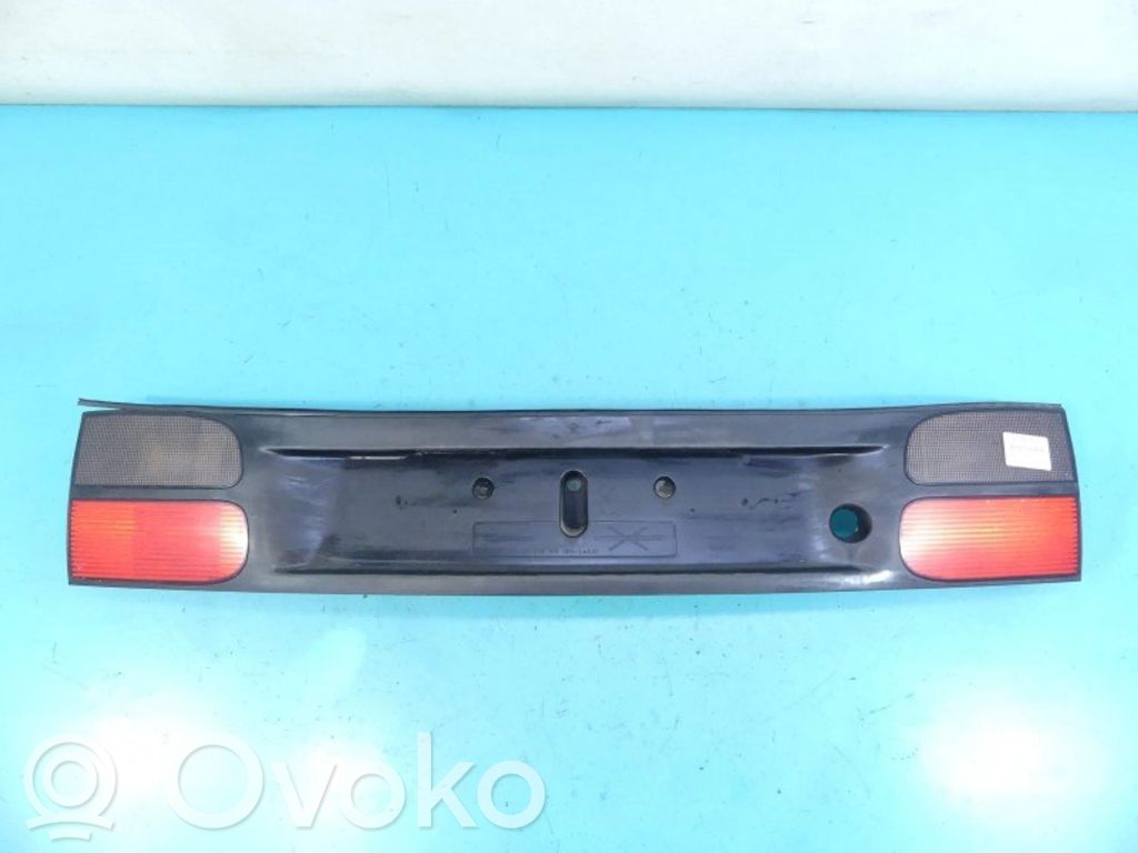 Renault Laguna I Trunk door license plate light bar 