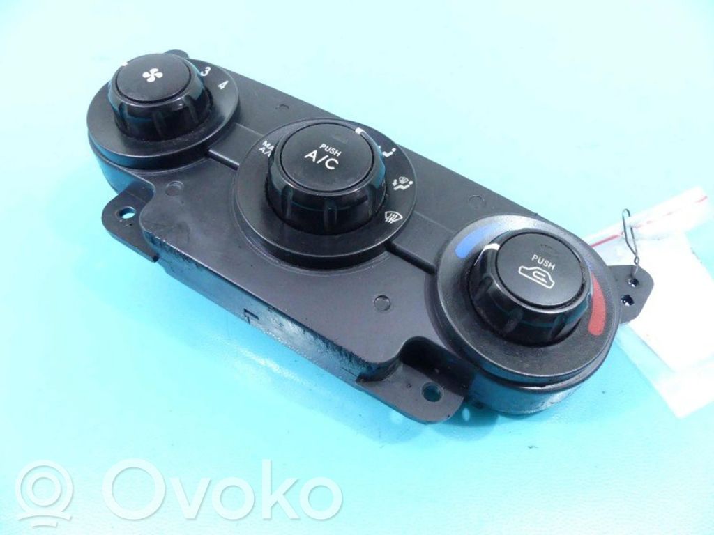 KIA Cerato Climate control/heater control trim 
