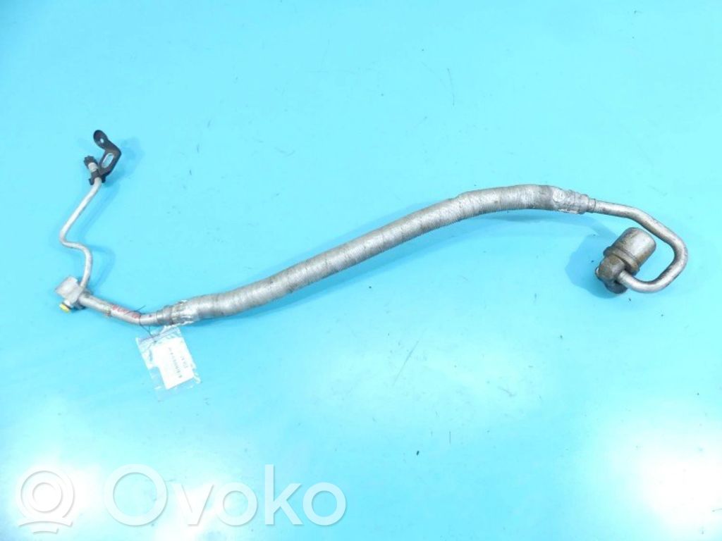 BMW X3 E83 Ilmastointilaitteen putki (A/C) 