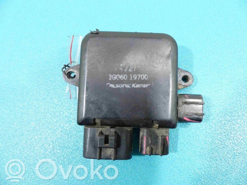 Mazda MPV II LW Central body control module 