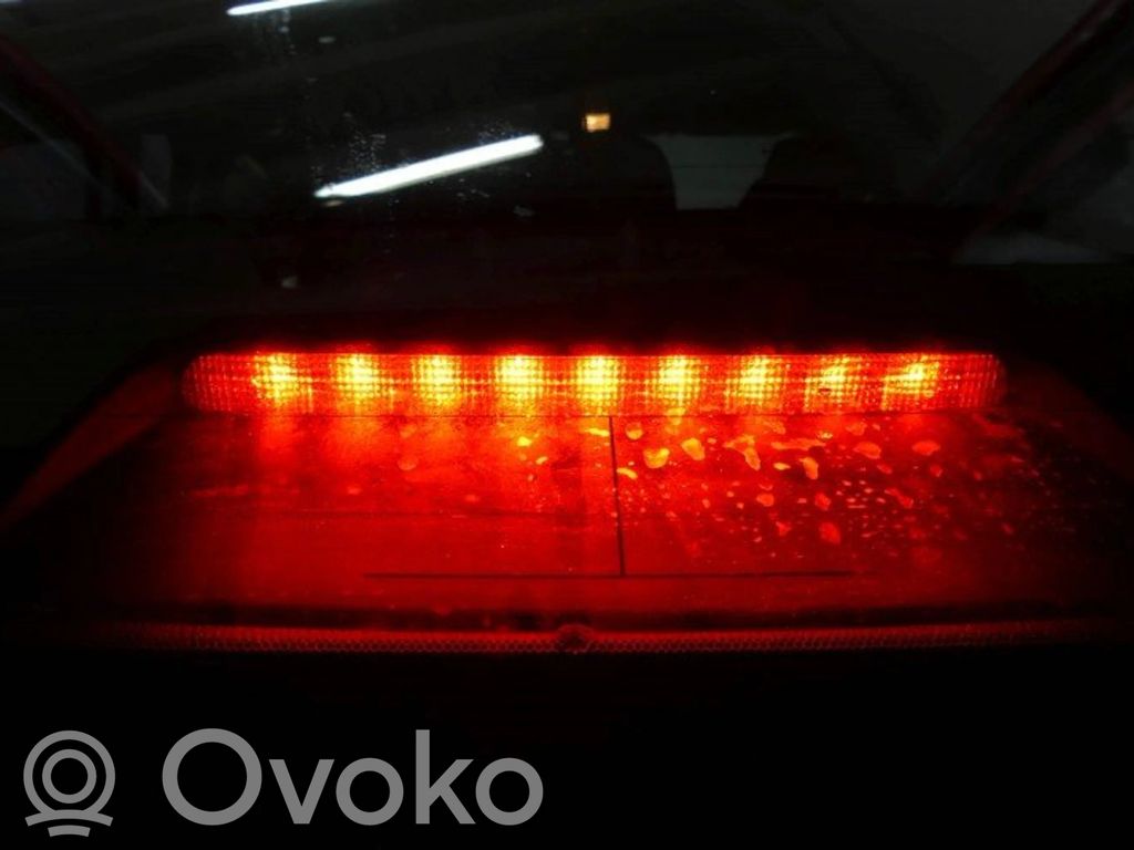 Third/center stoplight   GHK151580,IMPRK1296936