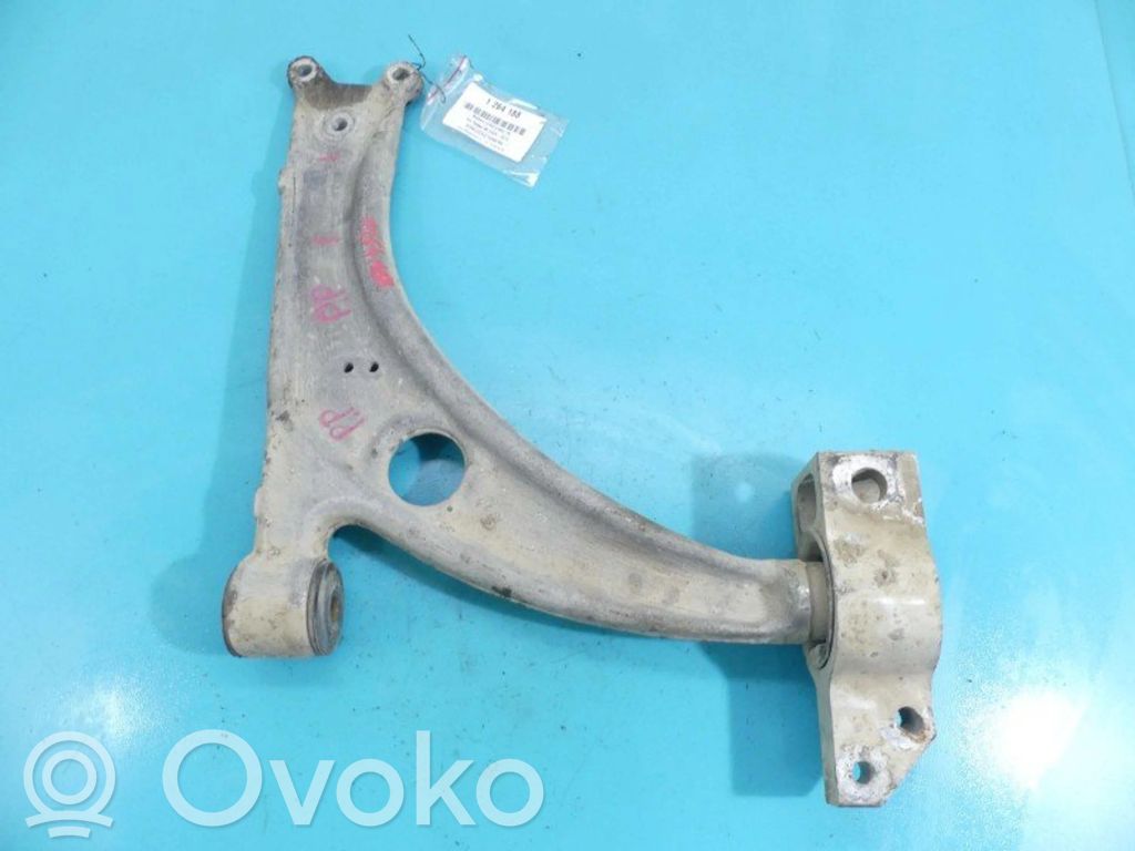 Volkswagen PASSAT B6 Braccio di controllo sospensione anteriore 