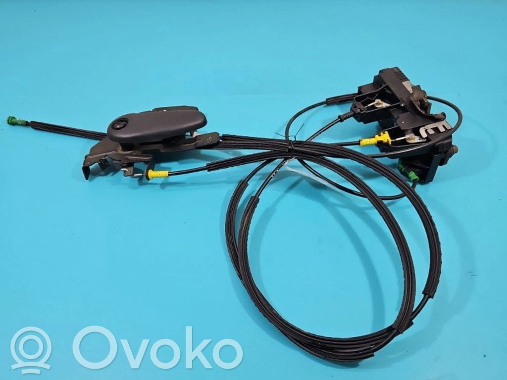 Opel Vivaro Zamek drzwi tylnych 