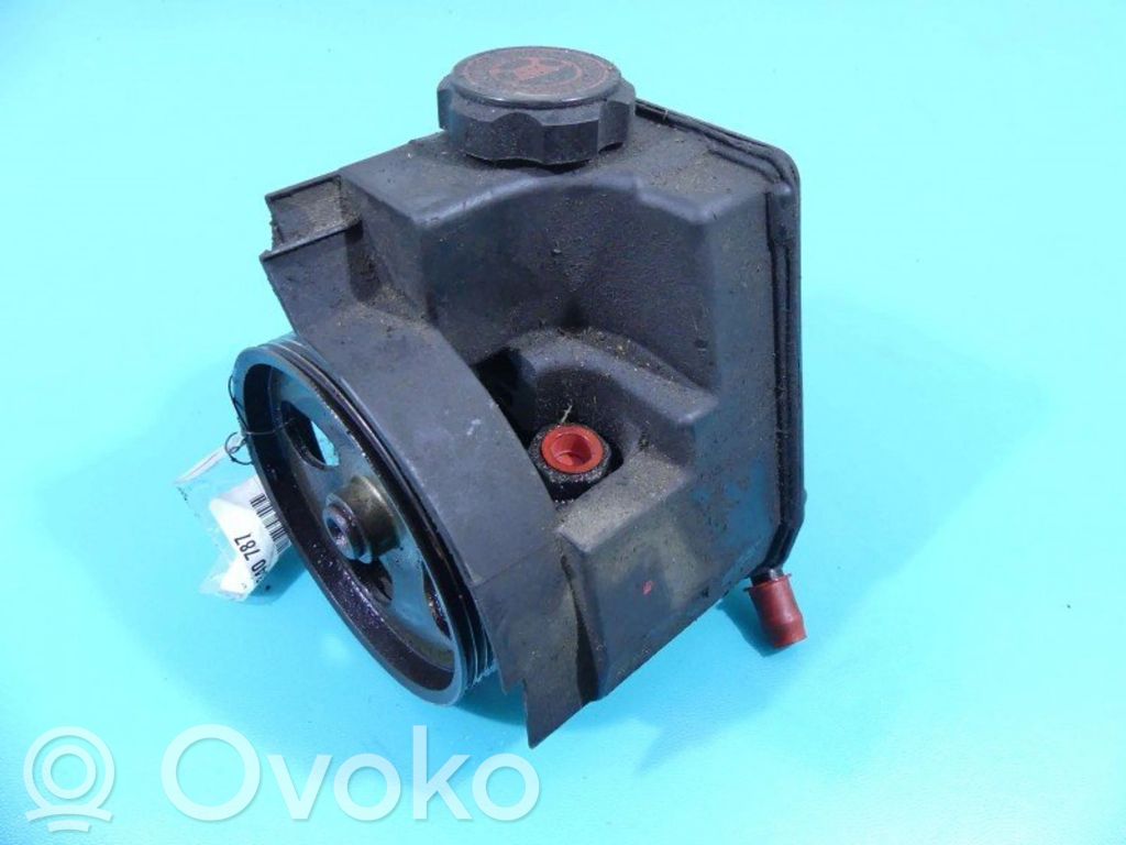 Peugeot 206 Power steering pump 