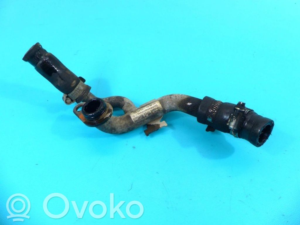 BMW X5 E70 Välijäähdyttimen letku 
