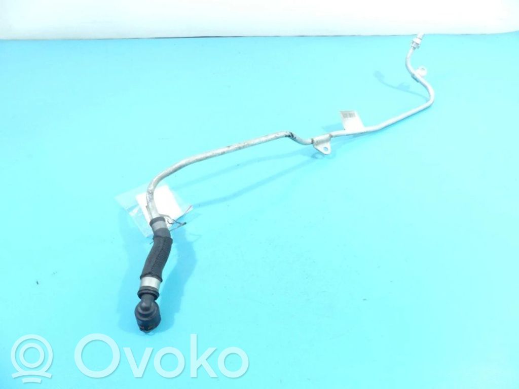 BMW 7 G11 G12 Engine coolant pipe/hose 