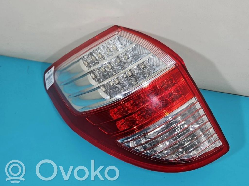 Toyota RAV 4 (XA30) Lampa tylna 