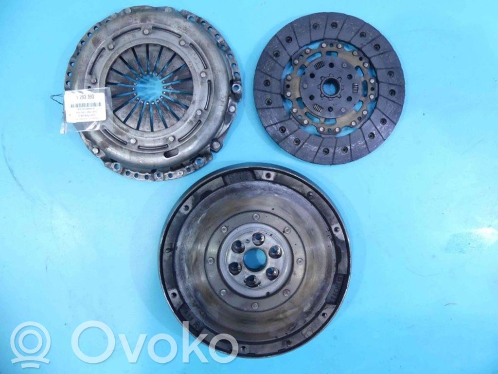 Volvo S40 Plaukiojantis dviejų masių smagratis 