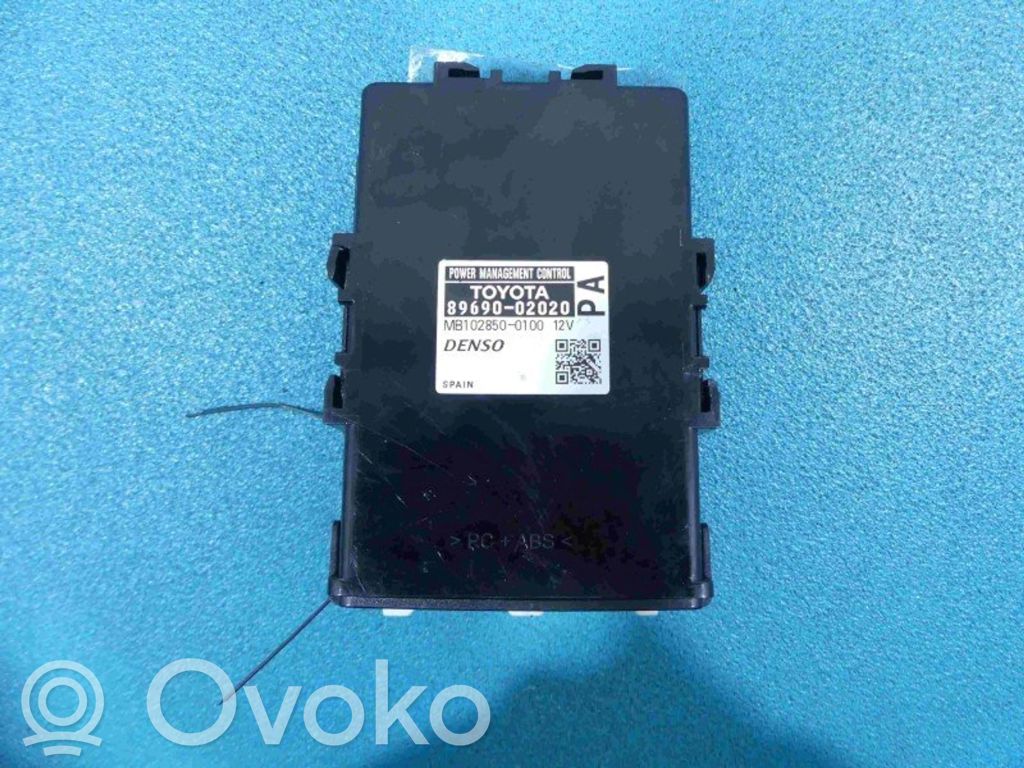 Toyota Corolla E140 E150 Central body control module 