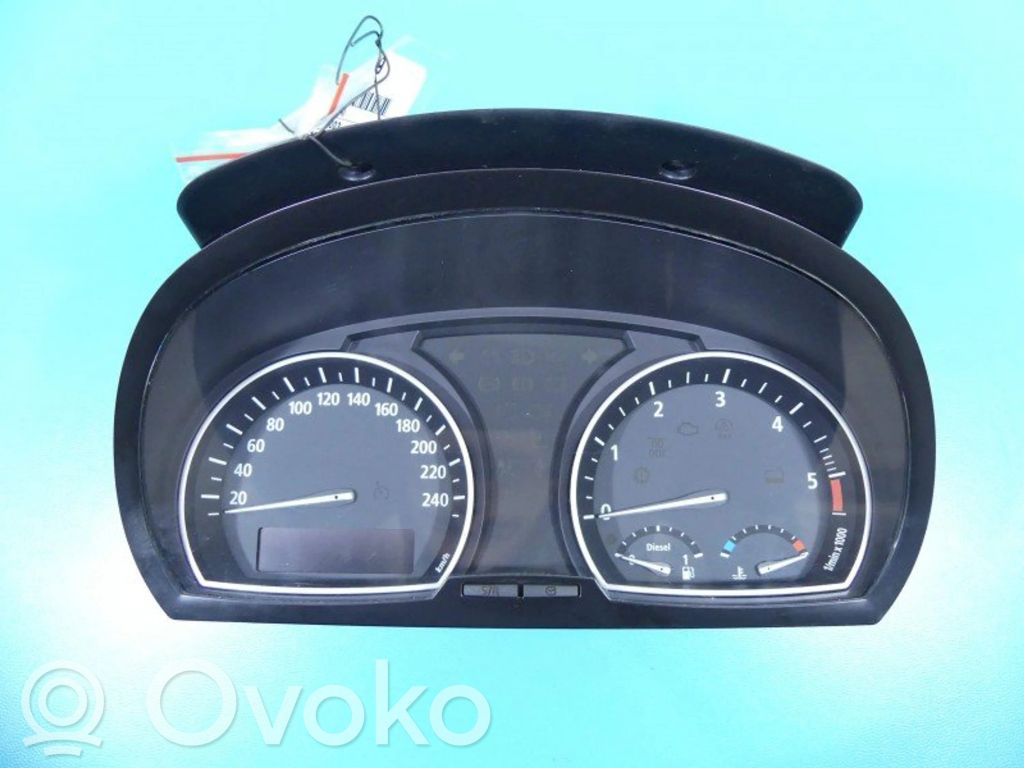 BMW X3 E83 Speedometer (instrument cluster) 