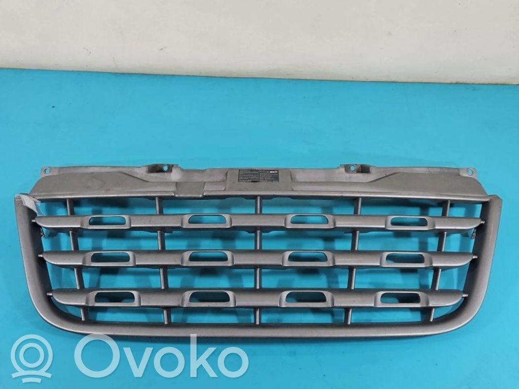 Renault Master III Front bumper upper radiator grill 
