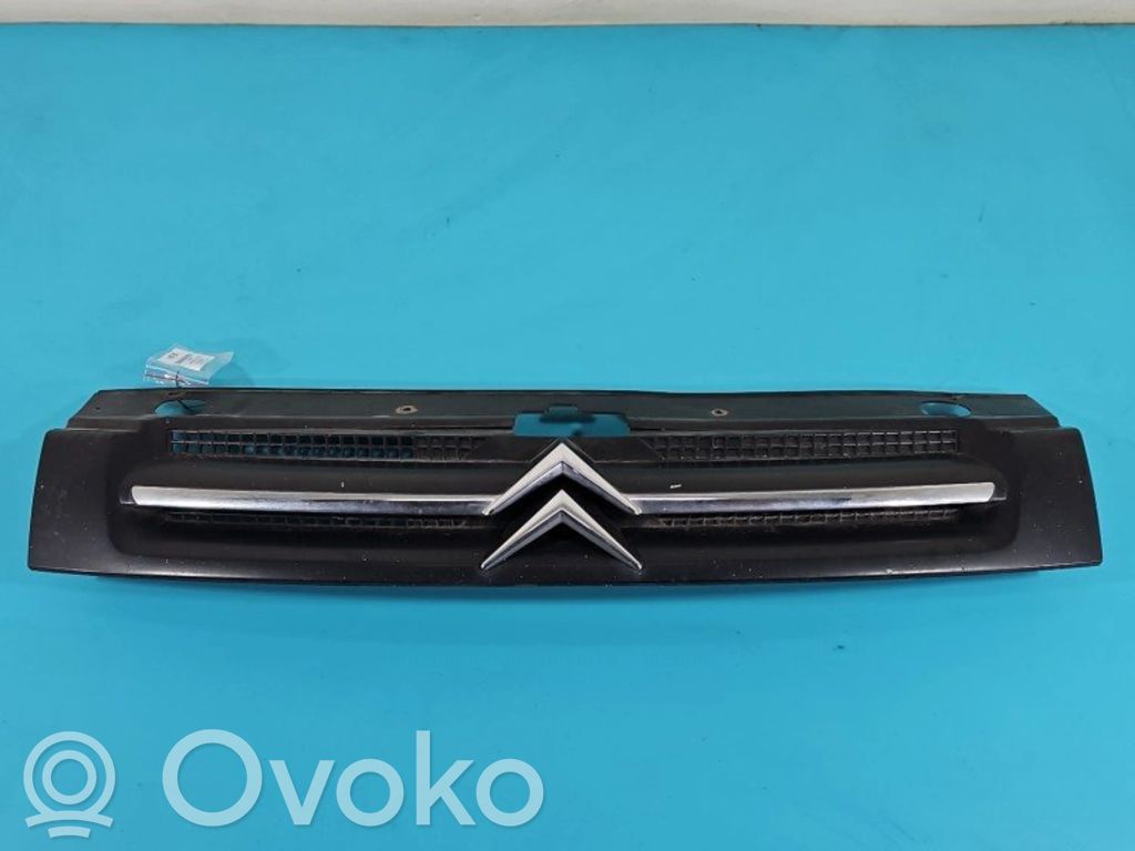 Citroen Berlingo Grille calandre supérieure de pare-chocs avant 