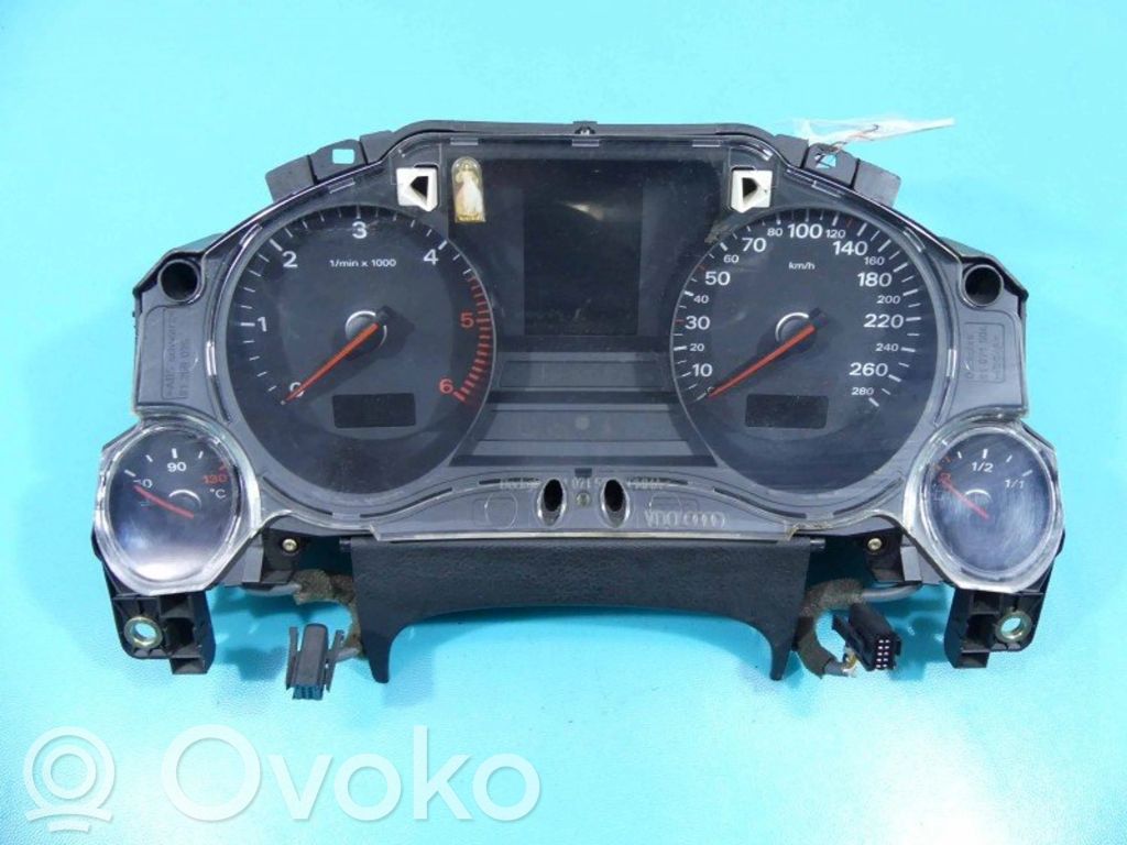 Audi A8 S8 D3 4E Speedometer (instrument cluster) 