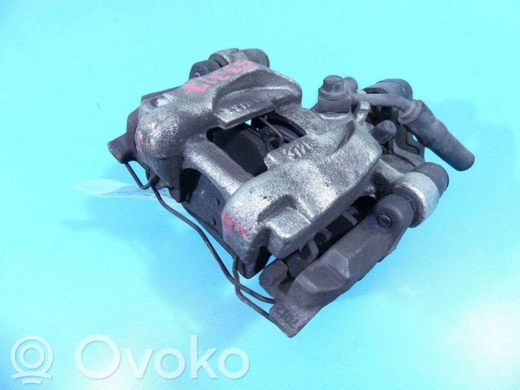 Volkswagen PASSAT B8 Pinza del freno posteriore 