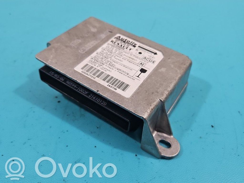 Renault Megane II Airbag control unit/module 