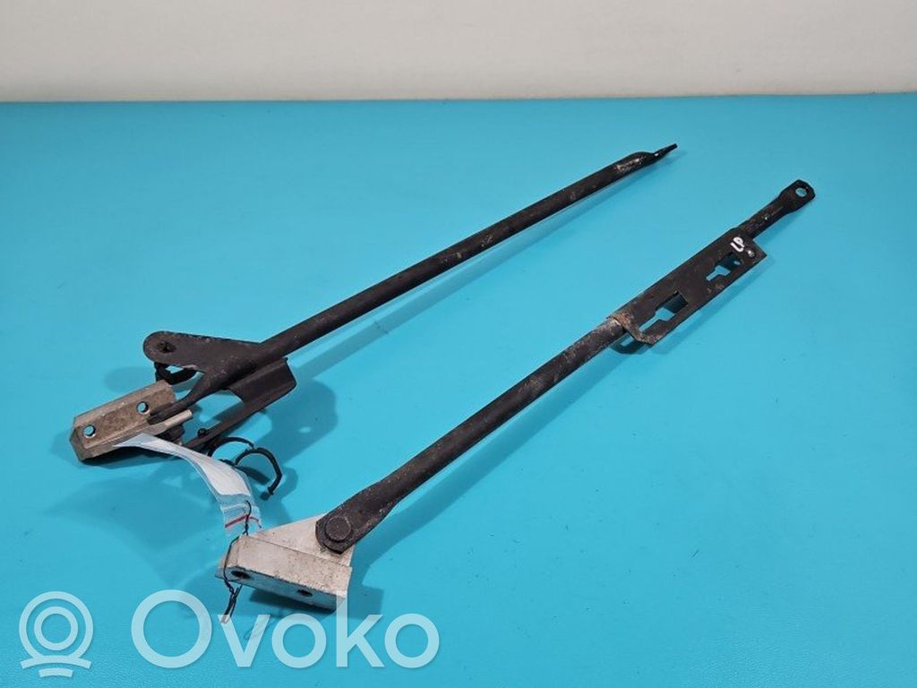 Volvo V90 Cross Country Strebe vorne 