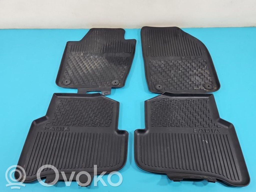 Skoda Fabia Mk3 (NJ) Covoraș podea față 