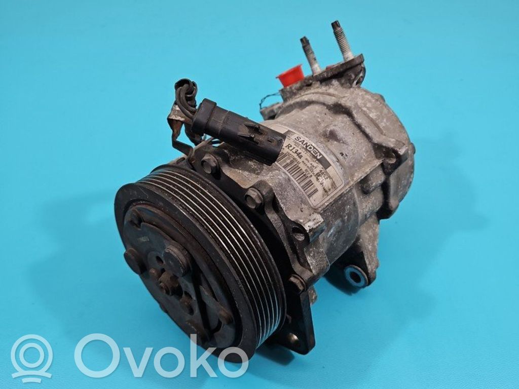 Jeep Cherokee KJ Compressore aria condizionata (A/C) (pompa) 