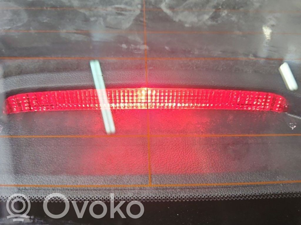 Hyundai Elantra VI Troisième feu stop 