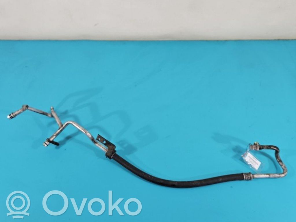 Subaru Tribeca Ilmastointilaitteen putki (A/C)