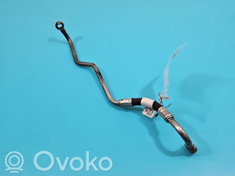 BMW 5 F10 F11 Tuyau de liquide de refroidissement moteur 