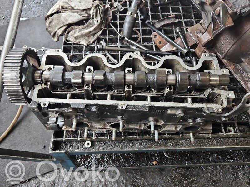 Fiat Grande Punto Engine head 