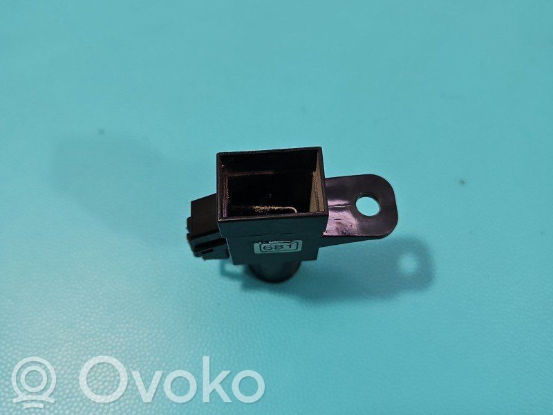 Interior temperature sensor   681,IMPRK1446823