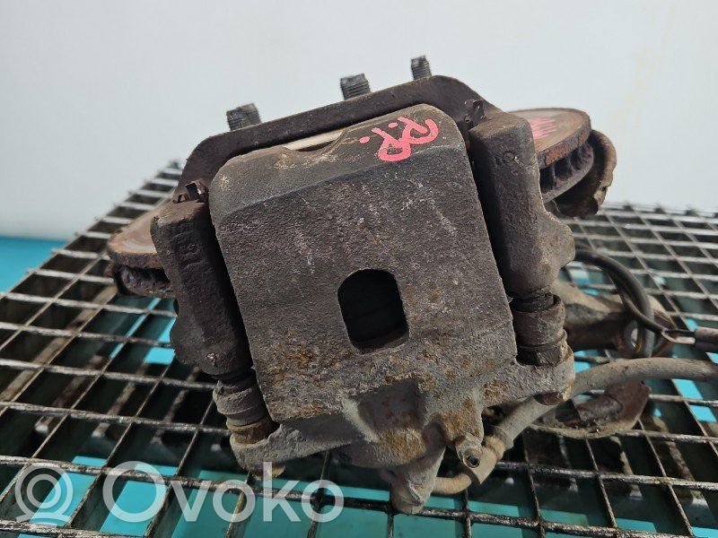 Toyota RAV 4 (XA20) Pinza del freno anteriore