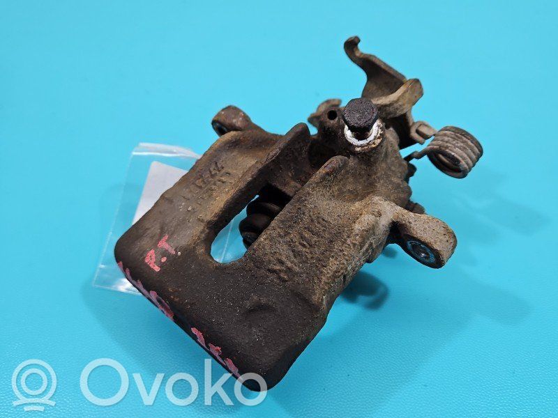 Mitsubishi Carisma Pinza del freno posteriore