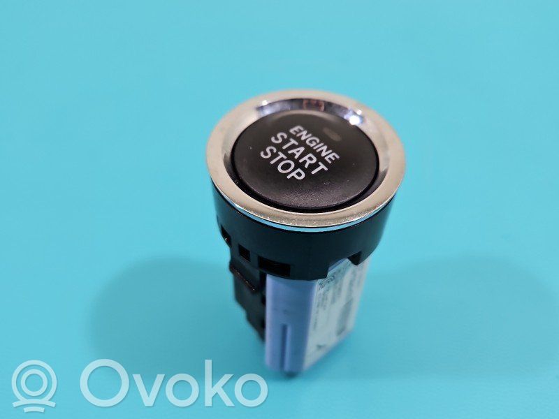 Subaru Forester SJ Seat control switch 