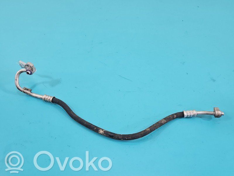 BMW X3 G01 Ilmastointilaitteen putki (A/C) 