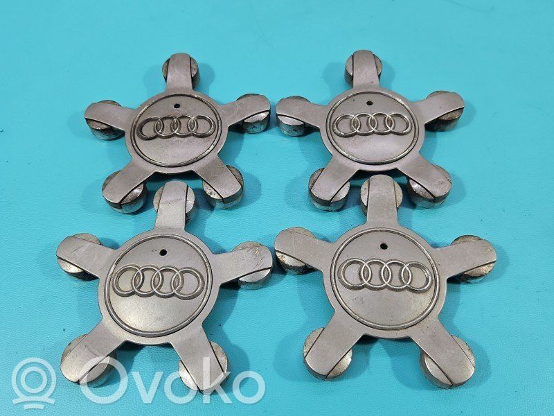 Audi A5 8T 8F Borchia ruota originale 
