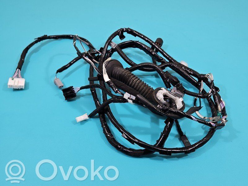 Toyota Auris E180 Arnés de cableado de la puerta trasera/maletero 