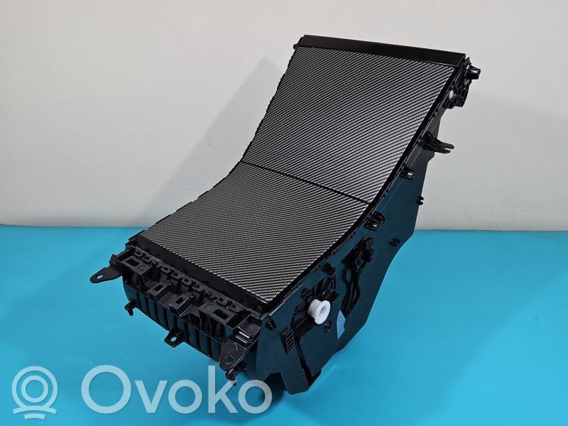Tesla Model 3 Mantu nodalījums 