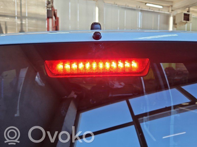 Third/center stoplight   IMPRK1466344