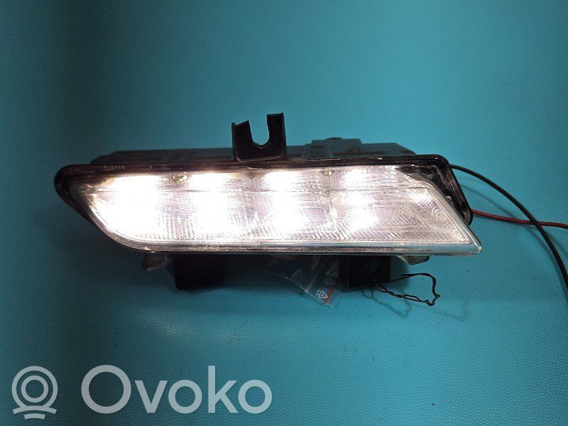 Renault Clio IV Faro diurno con luce led 