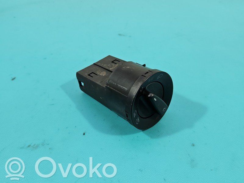 Light switch   IMPRK1484446