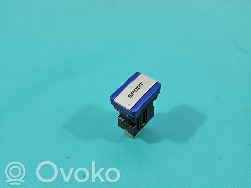 Mitsubishi Outlander Seat control switch 