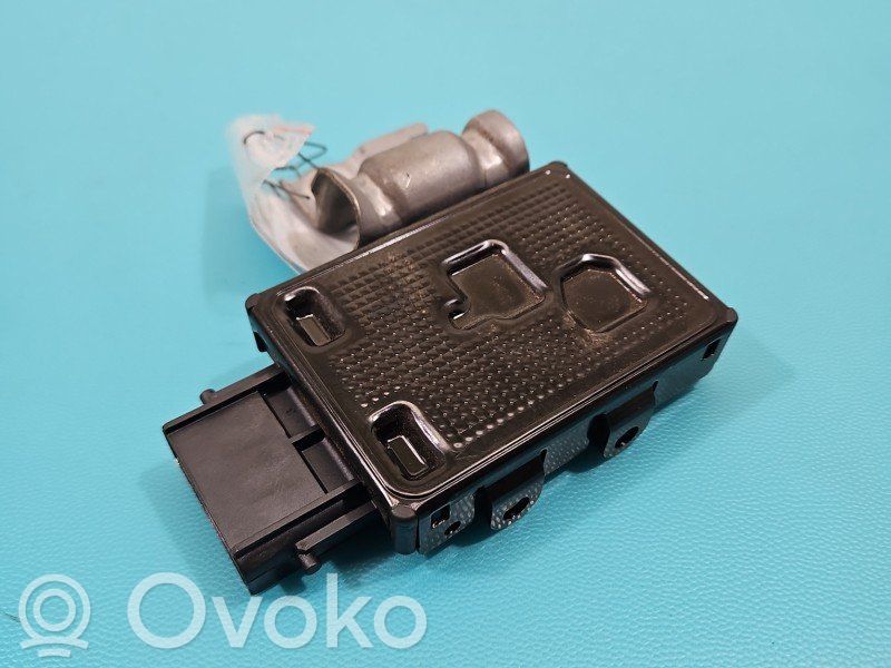 Lexus IS III XE30 Modulo di controllo del corpo centrale