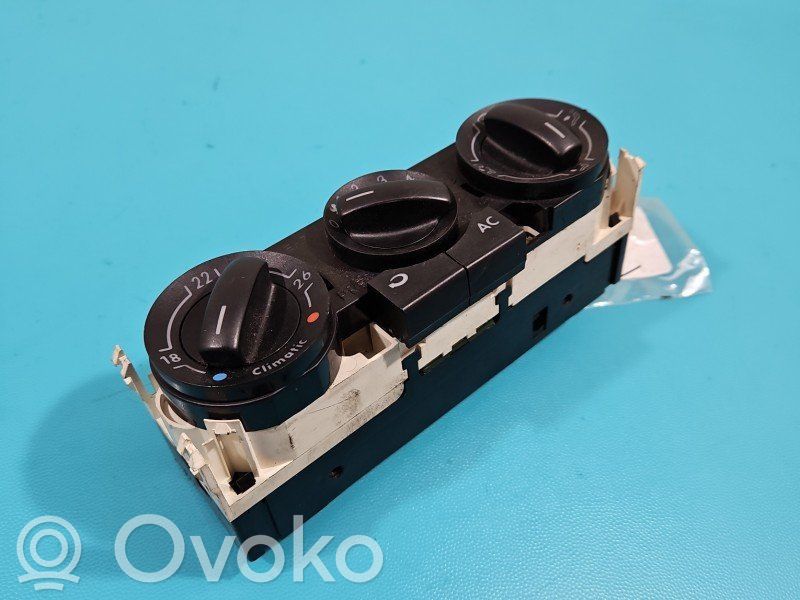Volkswagen Polo IV 9N3 Mascherina climatizzatore/regolatore riscaldamento