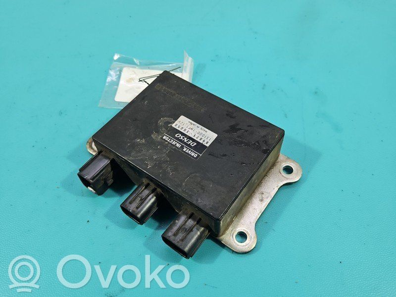 Lexus IS III XE30 Modul de control caroserie central 