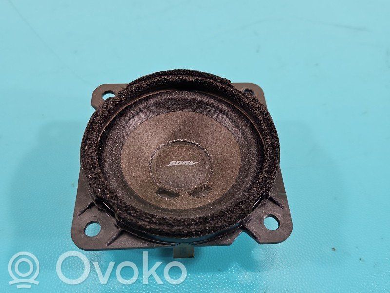 Infiniti Q50 Etuoven kaiutin 