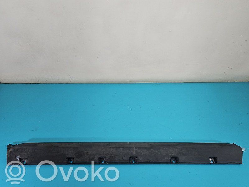 Dacia Duster II Foot area side trim 